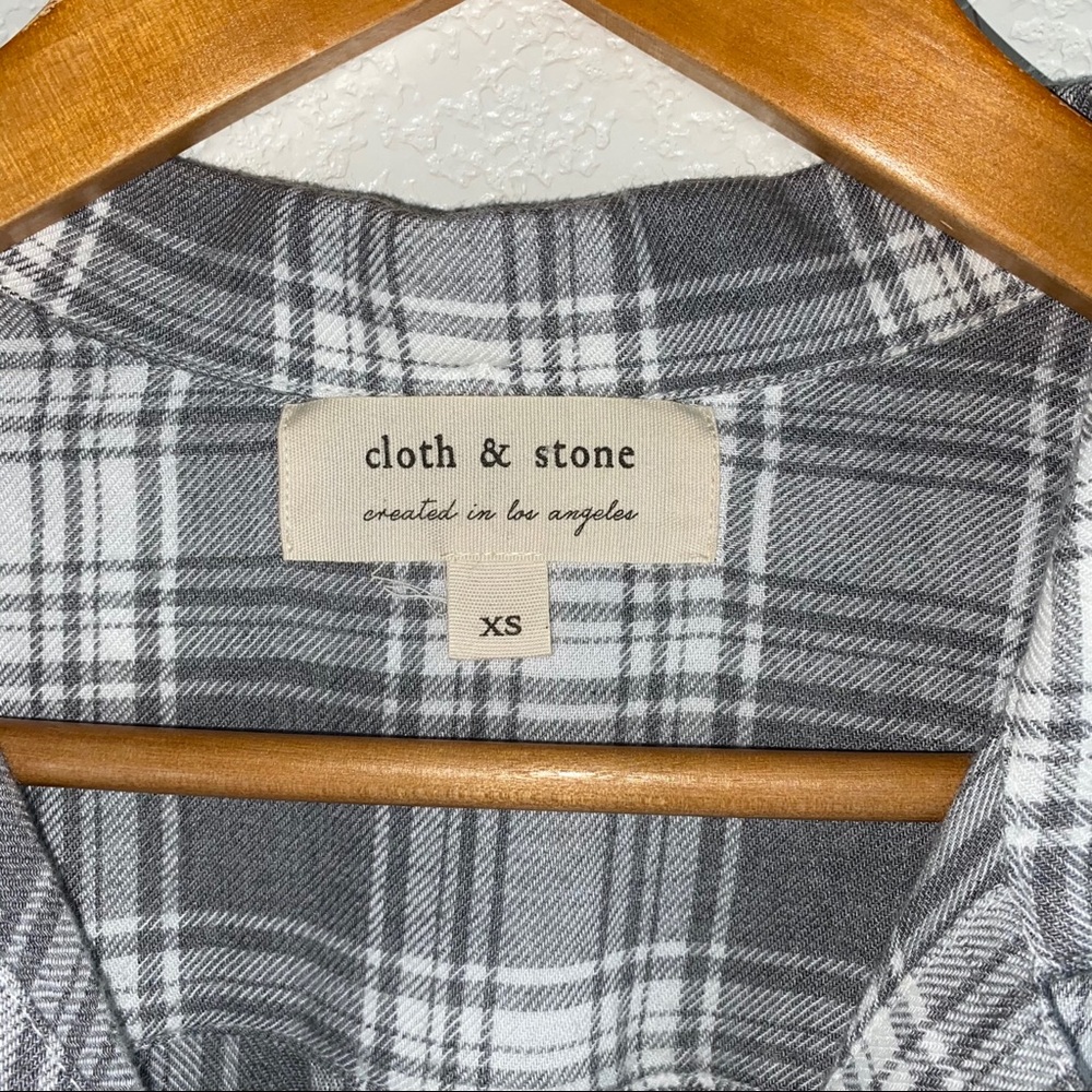 Anthro Cloth & Stone Gray Plaid Frayed Edge Button Down Shirt Top - Picture 3 of 8